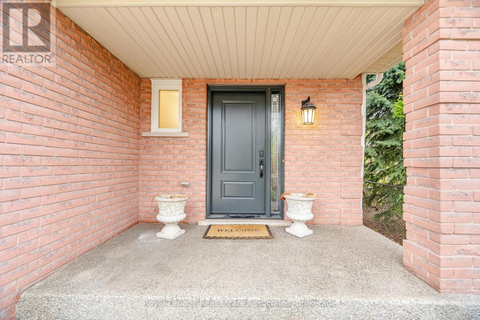 4119 Continental Drive, Burlington, Ontario  L7M 4L1 - Photo 9 - W13683202