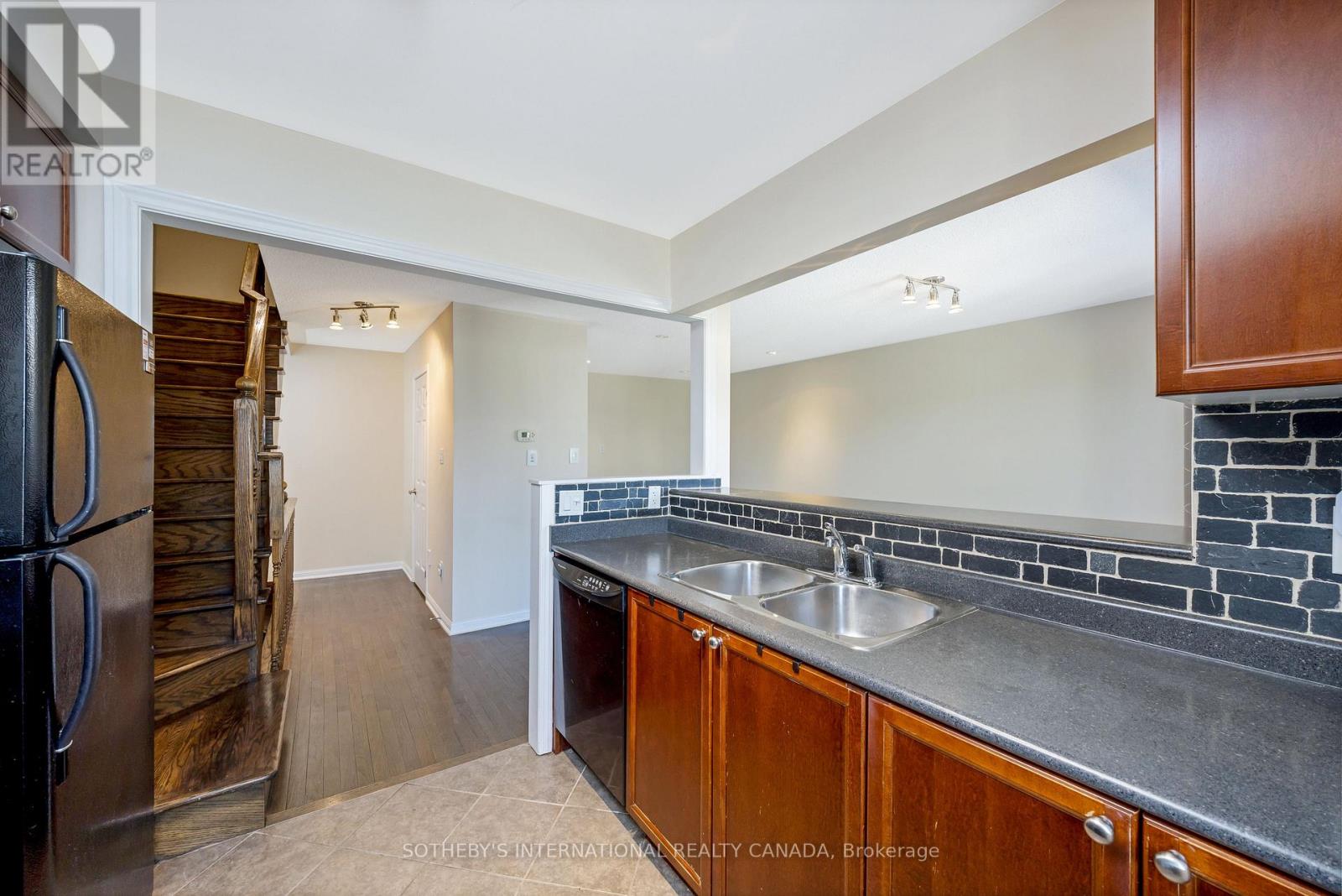 623 Frank Place, Milton, Ontario L9T 0R1 - Photo 12 - W13683236