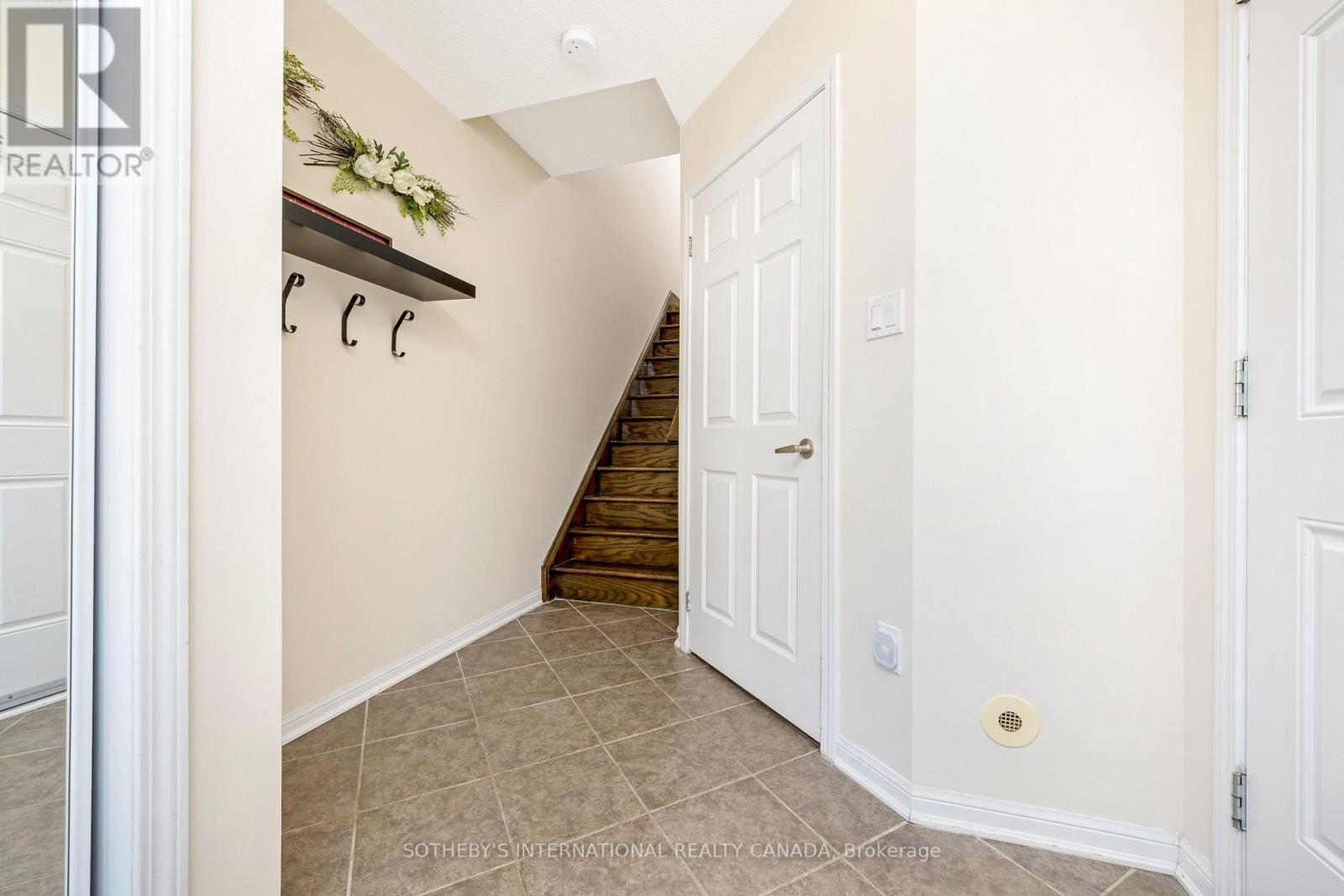 623 Frank Place, Milton, Ontario L9T 0R1 - Photo 5 - W13683236