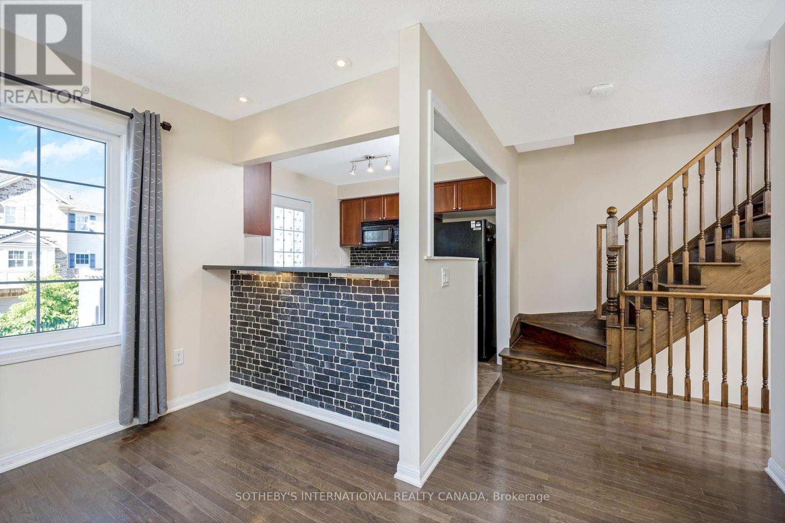 623 Frank Place, Milton, Ontario L9T 0R1 - Photo 7 - W13683236