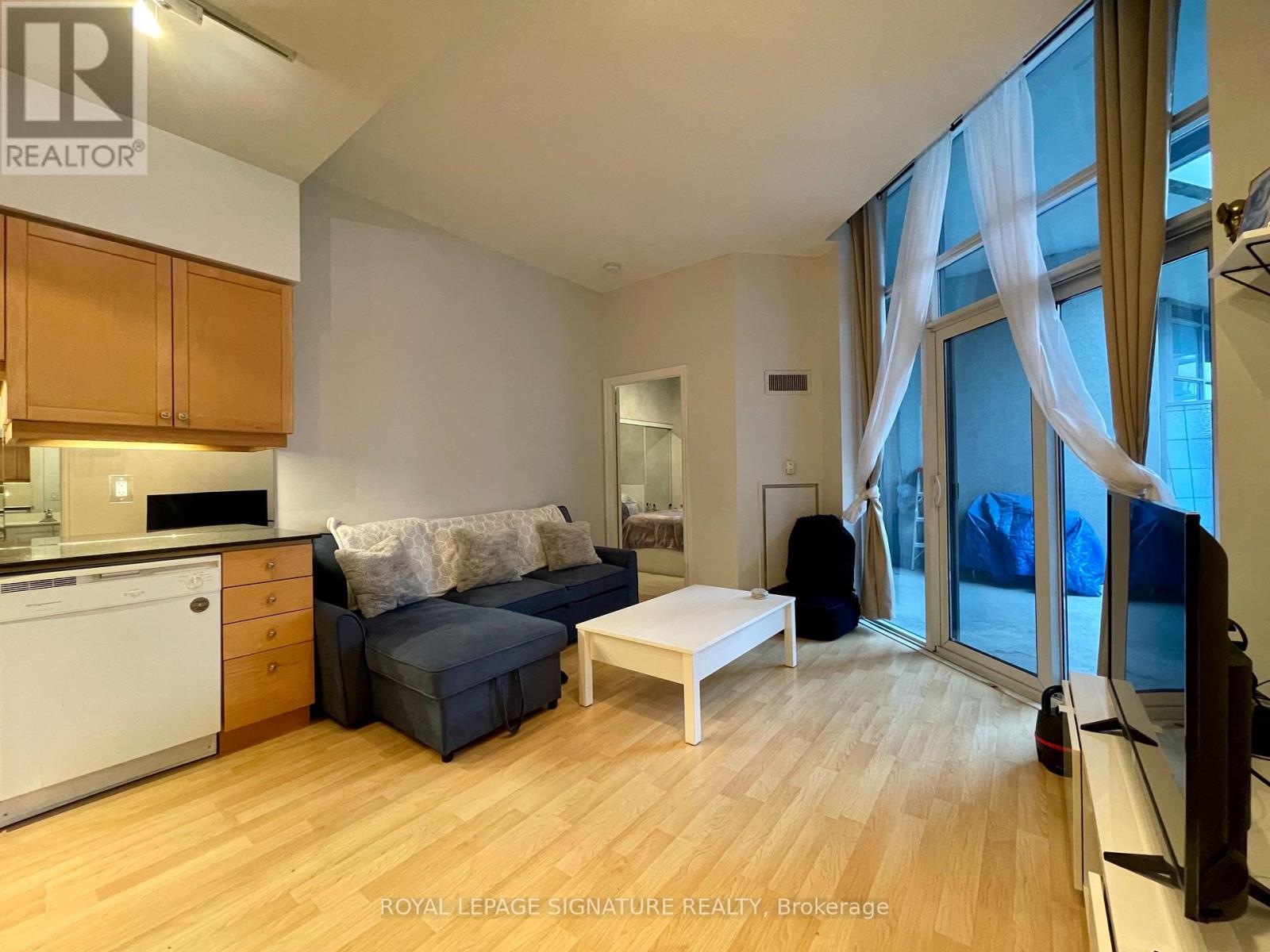 429 - 58 Marine Parade Drive, Toronto, Ontario M8V 4G1 - Photo 5 - W13683320