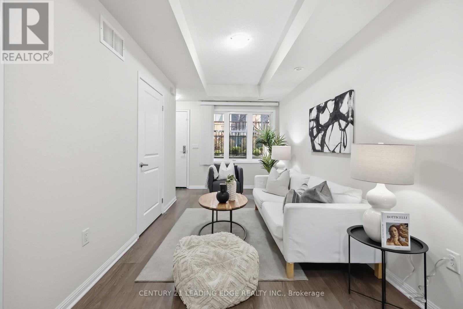 121 - 380 Hopewell Avenue, Toronto, Ontario  M6E 2S2 - Photo 12 - W13683362