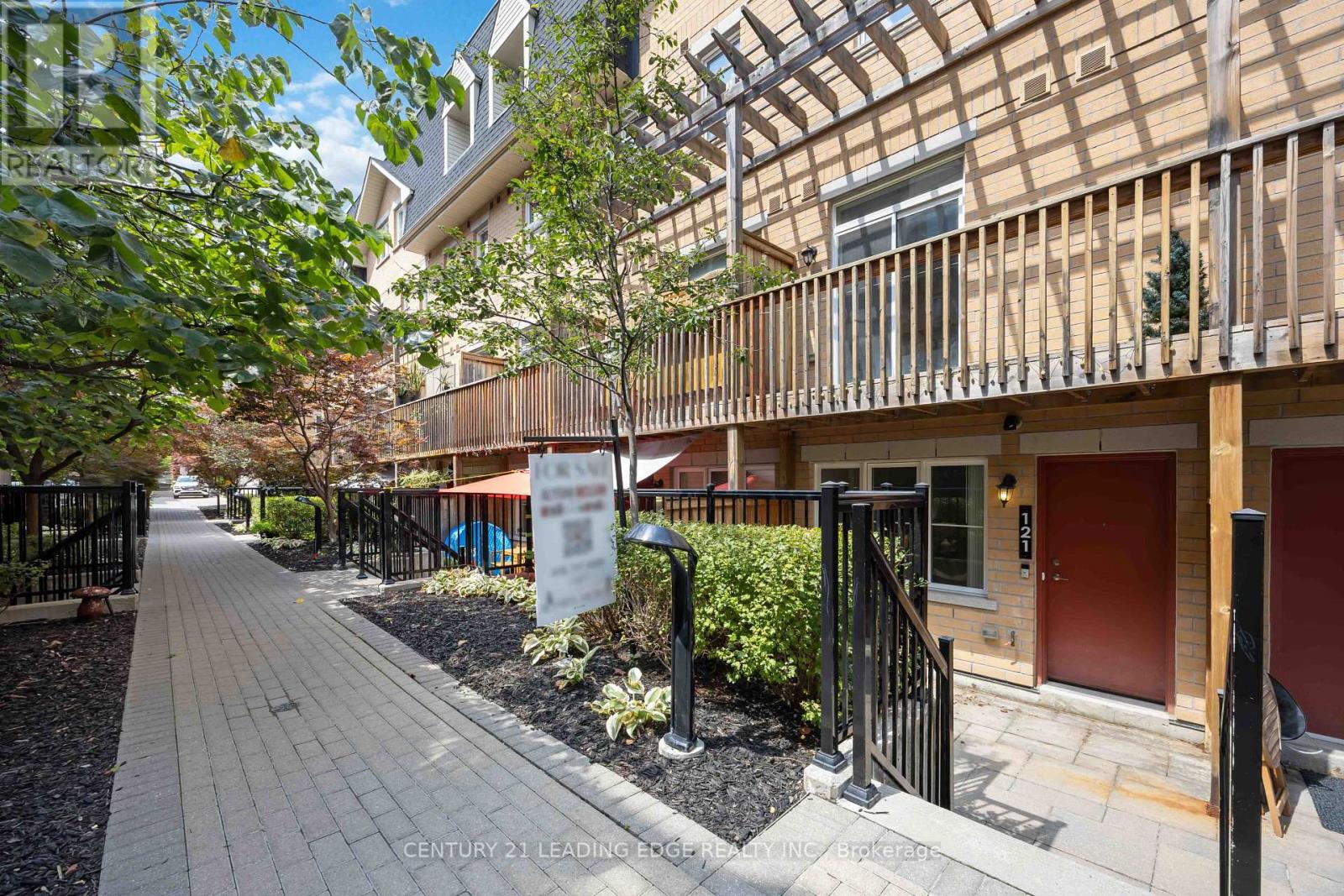 121 - 380 Hopewell Avenue, Toronto, Ontario  M6E 2S2 - Photo 3 - W13683362