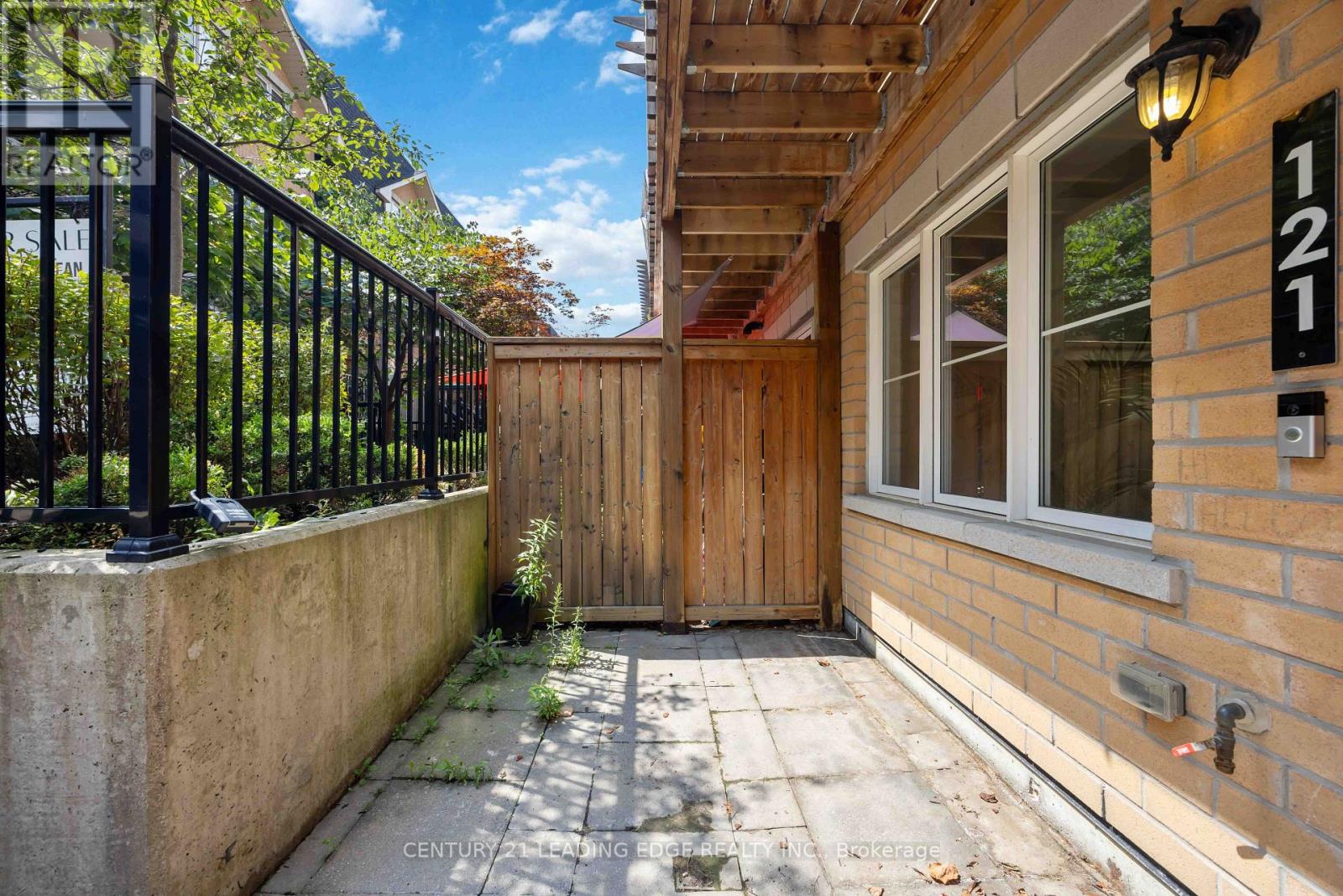 121 - 380 Hopewell Avenue, Toronto, Ontario  M6E 2S2 - Photo 6 - W13683362