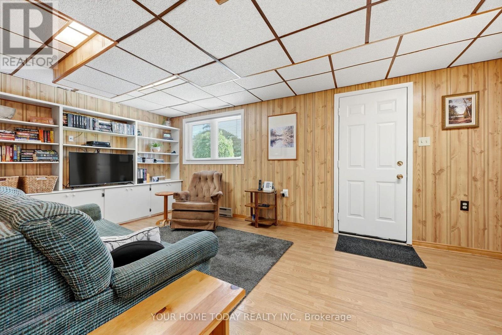 10 Marilyn Crescent, Halton Hills, Ontario  L7G 1K4 - Photo 17 - W13683380