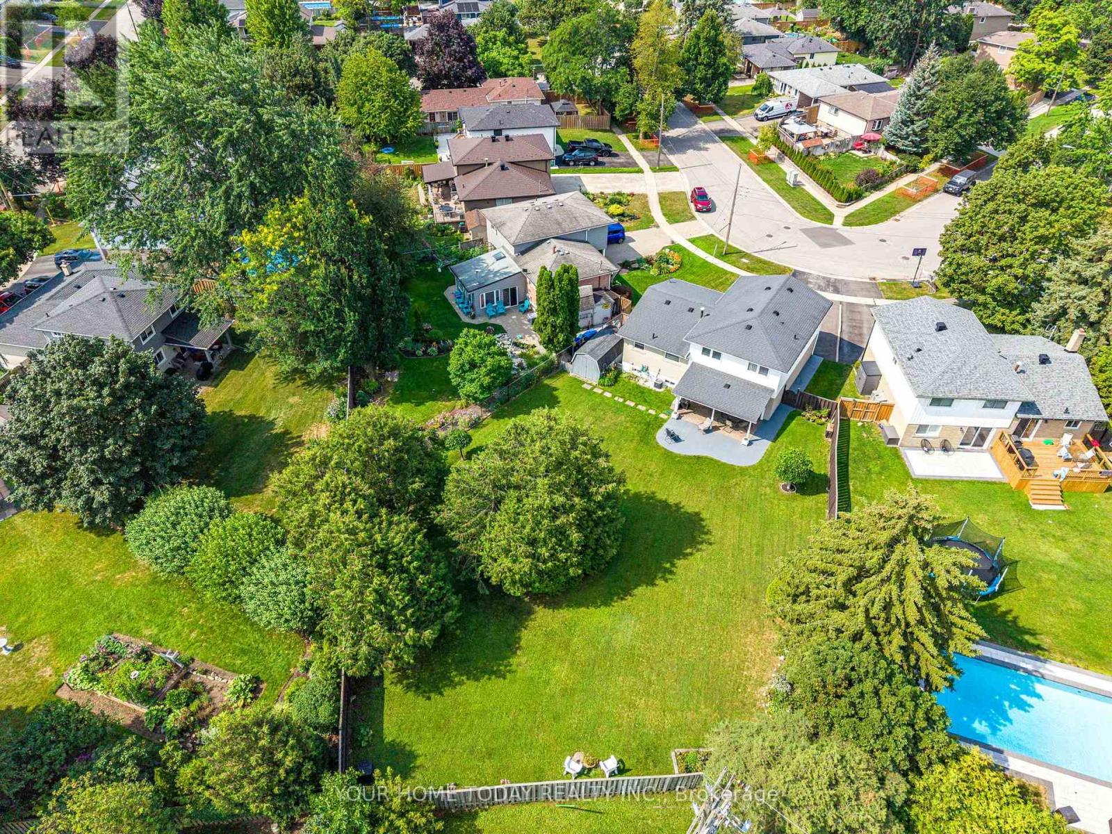 10 Marilyn Crescent, Halton Hills, Ontario  L7G 1K4 - Photo 45 - W13683380