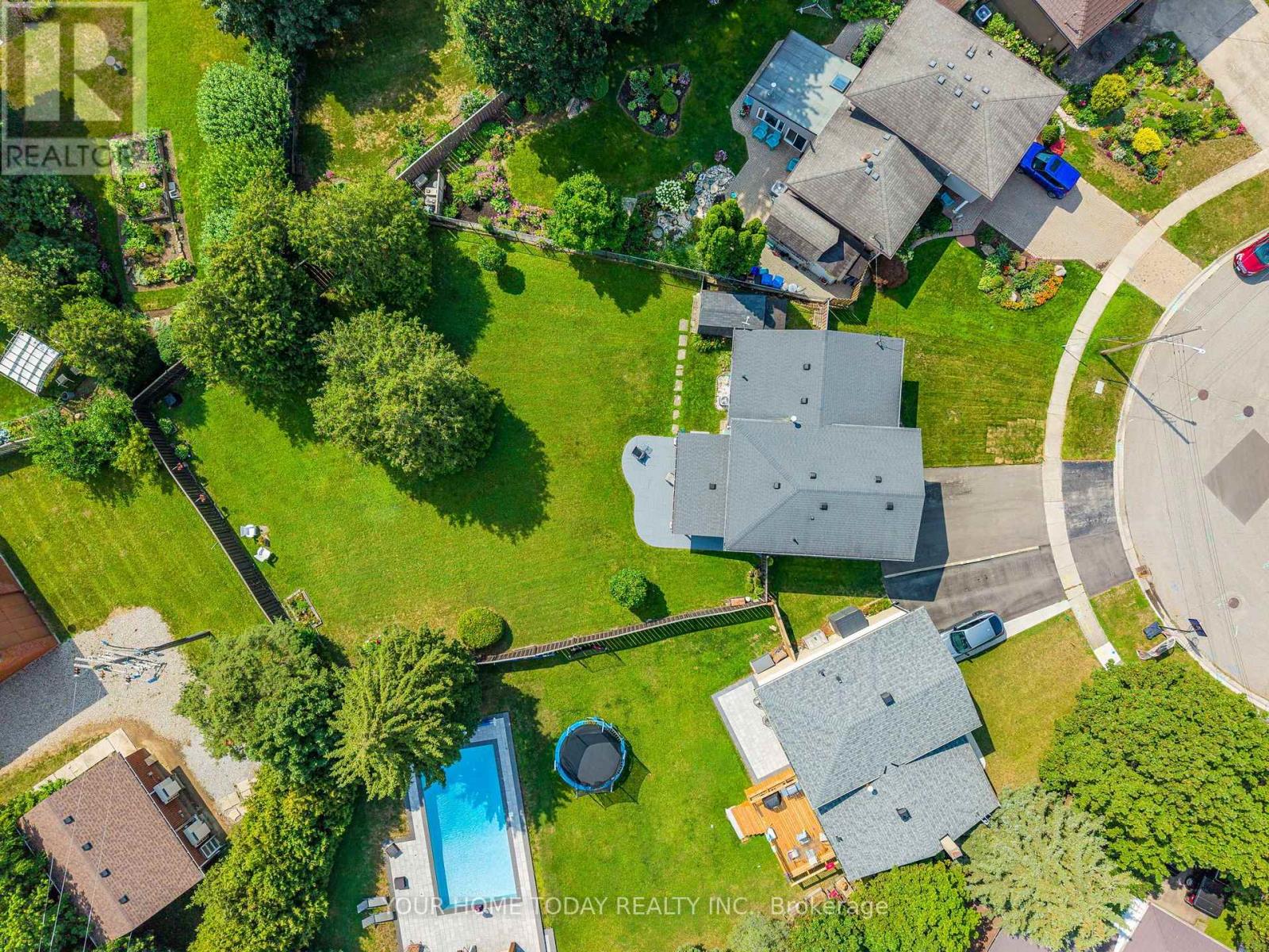 10 Marilyn Crescent, Halton Hills, Ontario  L7G 1K4 - Photo 46 - W13683380
