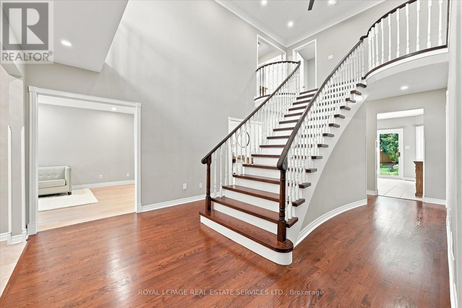 1512 Princeton Crescent, Oakville, Ontario  L6H 4H4 - Photo 22 - W13683424