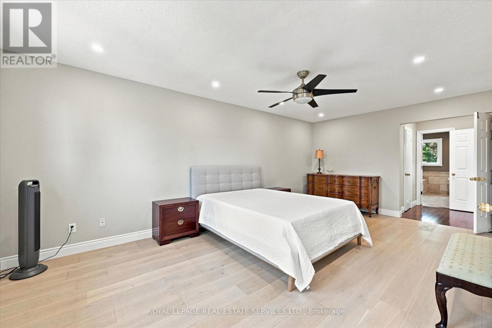 1512 Princeton Crescent, Oakville, Ontario  L6H 4H4 - Photo 27 - W13683424