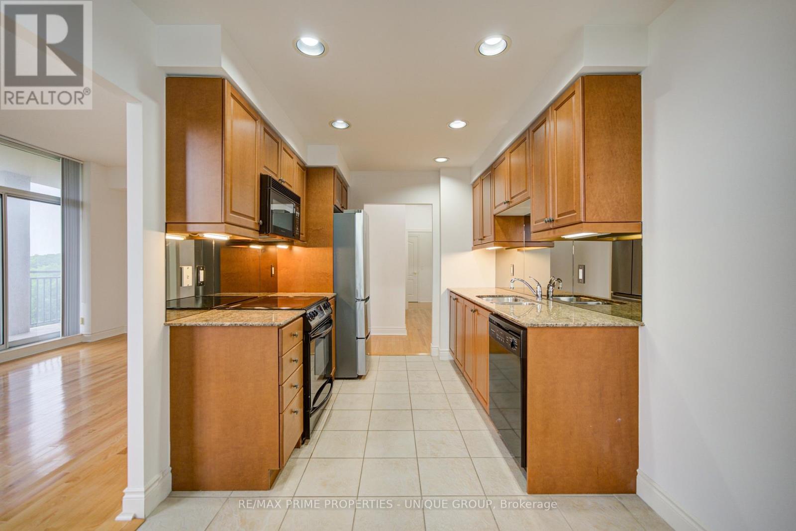 703 - 1101 Leslie Street, Toronto, Ontario  M3C 4G3 - Photo 9 - C13682982