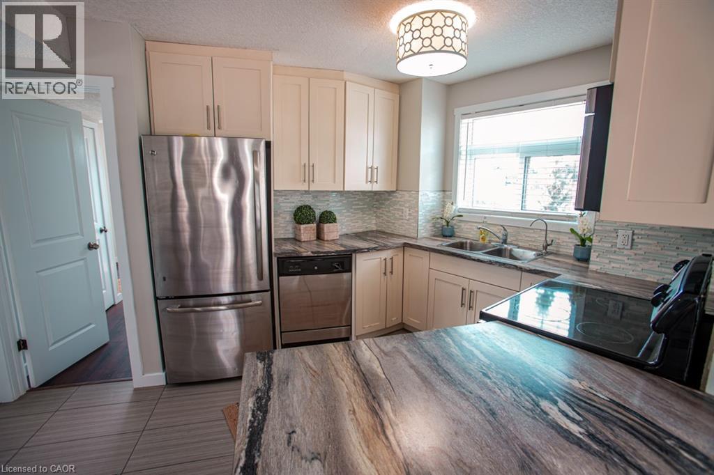 489 East Avenue Unit# B, Kitchener, Ontario  N2H 0A8 - Photo 11 - 40856201