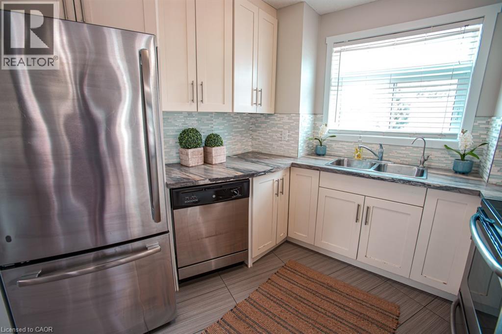 489 East Avenue Unit# B, Kitchener, Ontario  N2H 0A8 - Photo 15 - 40856201