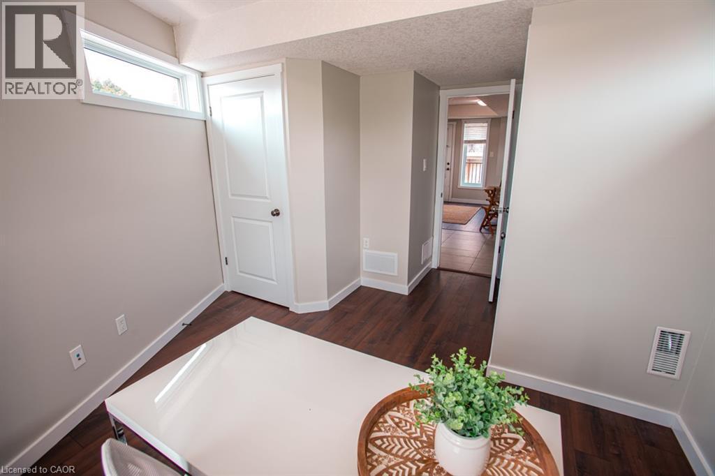 489 East Avenue Unit# B, Kitchener, Ontario  N2H 0A8 - Photo 20 - 40856201