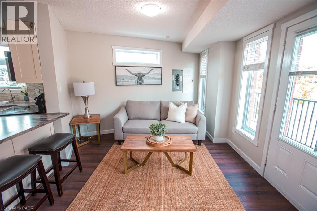 489 East Avenue Unit# B, Kitchener, Ontario  N2H 0A8 - Photo 4 - 40856201