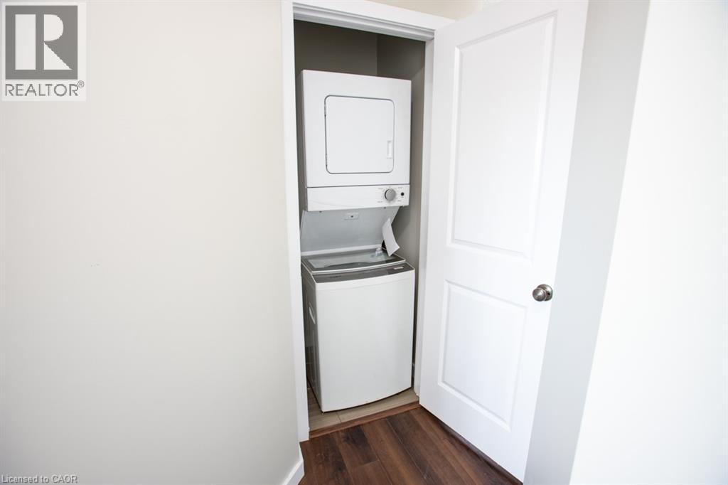 489 East Avenue Unit# B, Kitchener, Ontario  N2H 0A8 - Photo 46 - 40856201