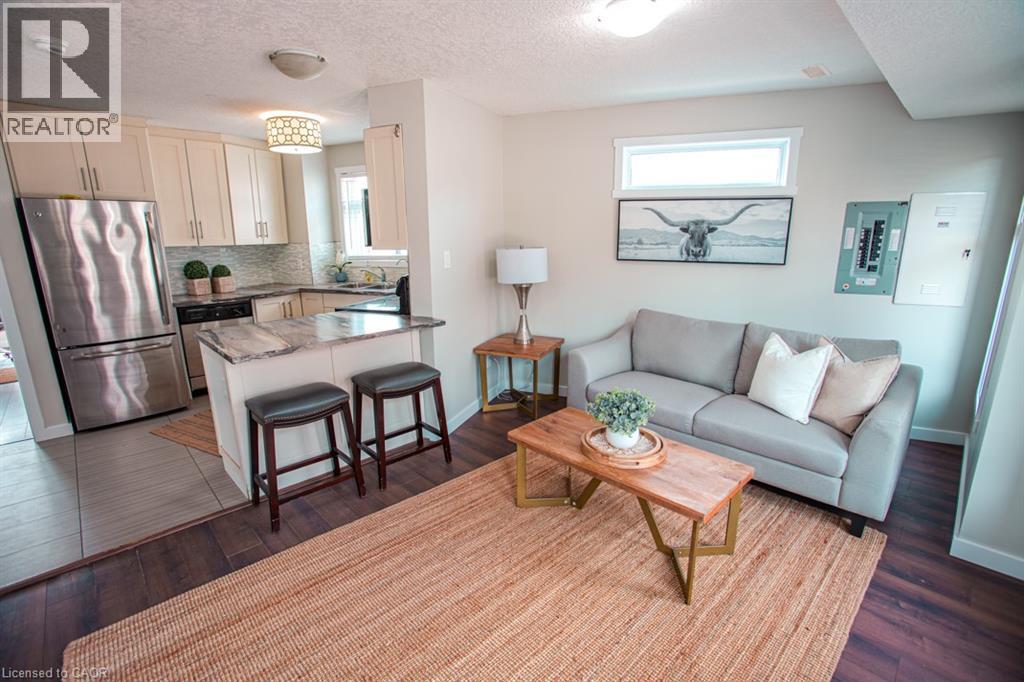 489 East Avenue Unit# B, Kitchener, Ontario  N2H 0A8 - Photo 5 - 40856201