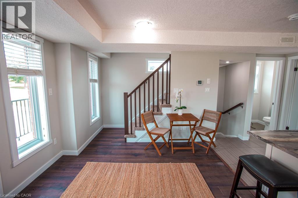 489 East Avenue Unit# B, Kitchener, Ontario  N2H 0A8 - Photo 6 - 40856201