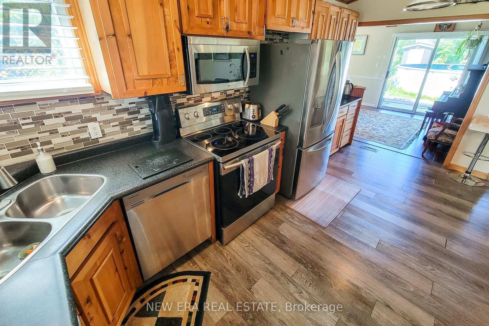 2990 Poplar Avenue, Fort Erie, Ontario  L0S 1N0 - Photo 19 - X13683228
