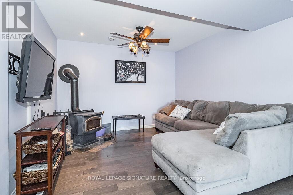 1127 Sunny Lake Road, Gravenhurst, Ontario  P1P 0G3 - Photo 19 - X13683246