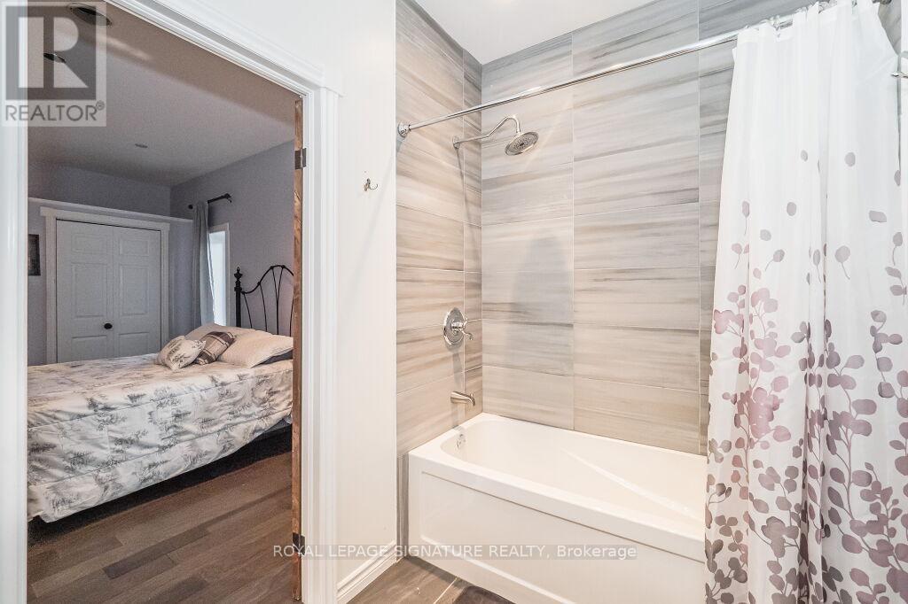 1127 Sunny Lake Road, Gravenhurst, Ontario  P1P 0G3 - Photo 31 - X13683246
