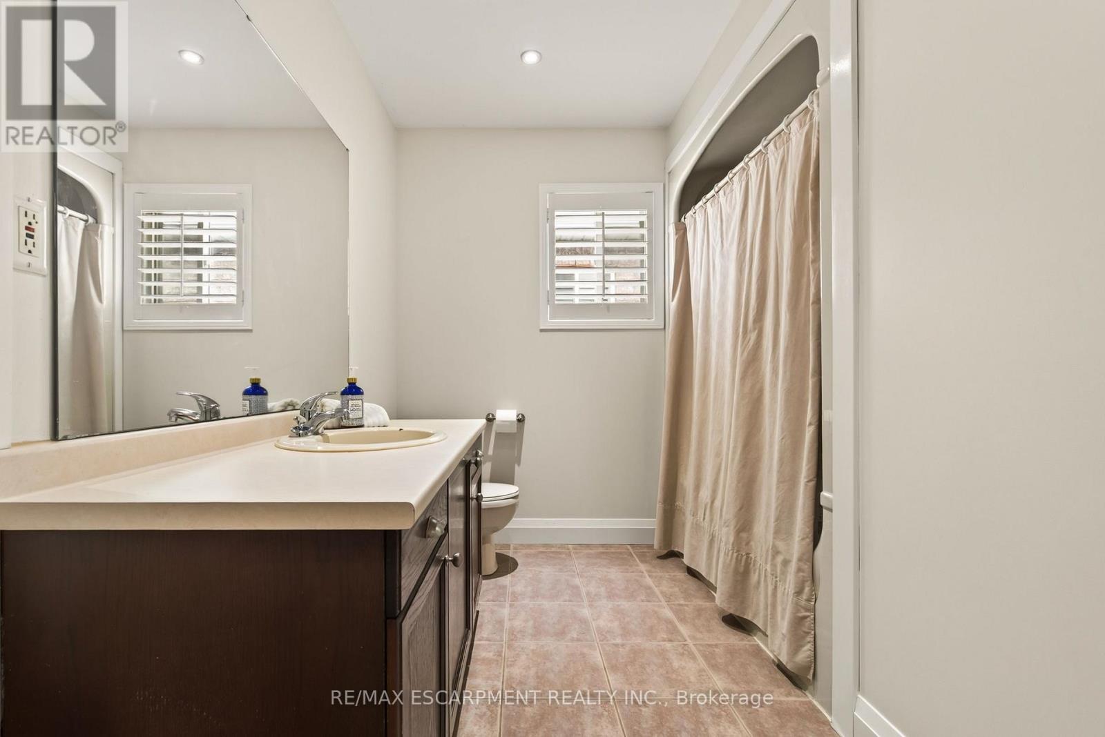 150 Davidson Boulevard, Hamilton, Ontario  L9H 7N6 - Photo 24 - X13683298
