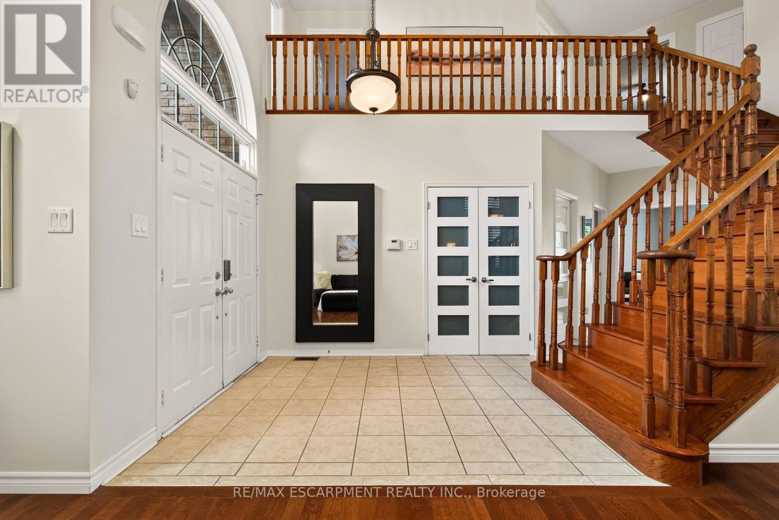 150 Davidson Boulevard, Hamilton, Ontario  L9H 7N6 - Photo 3 - X13683298