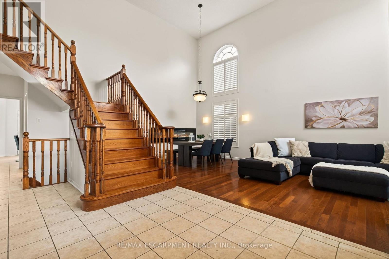 150 Davidson Boulevard, Hamilton, Ontario  L9H 7N6 - Photo 4 - X13683298