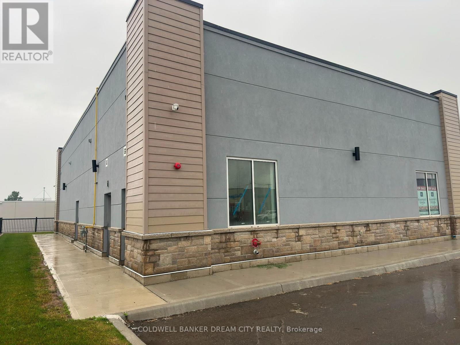 15-16 - 200 Montclair Drive, Woodstock, Ontario N4V 1B9 - Photo 13 - X13683398