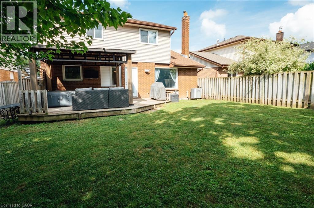 277 Canterbury Drive, Waterloo, Ontario  N2K 3C4 - Photo 3 - 40845441