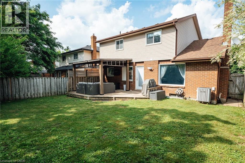 277 Canterbury Drive, Waterloo, Ontario  N2K 3C4 - Photo 4 - 40845441