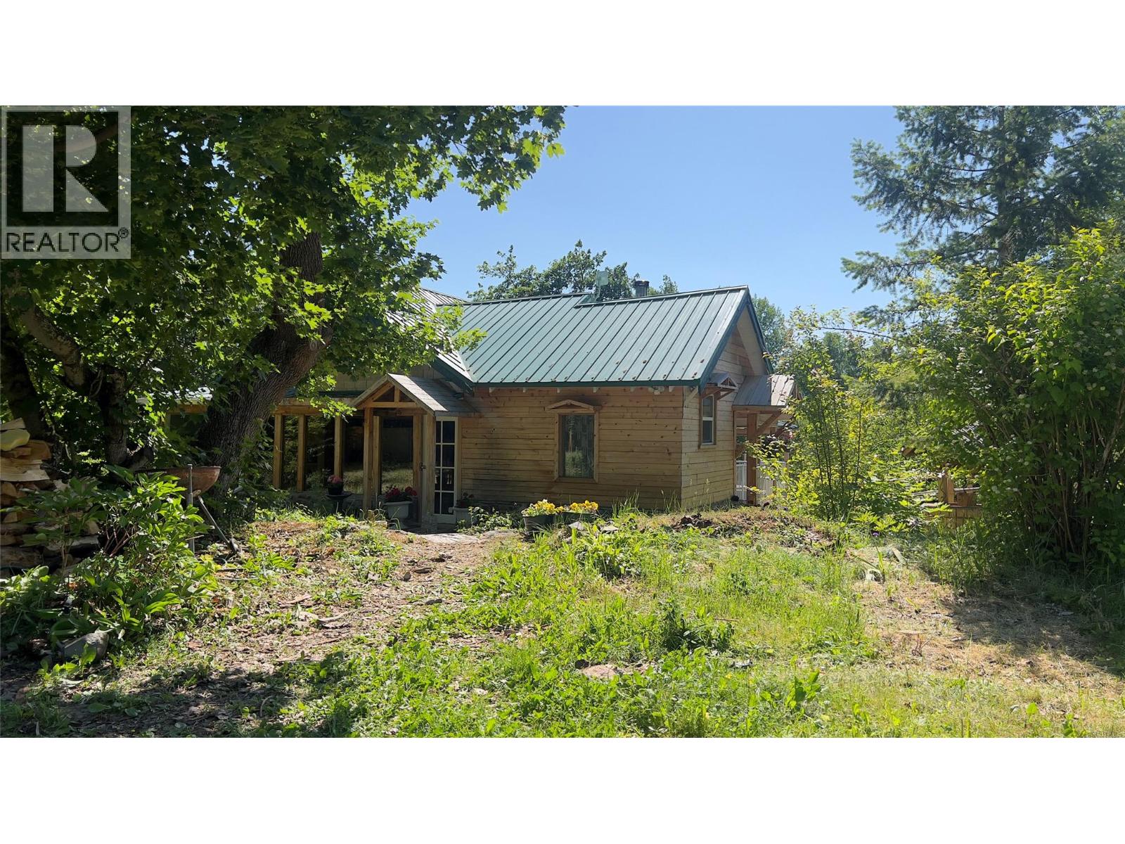 617 Payne Street, Creston, British Columbia  V0B 1G6 - Photo 5 - 10378335