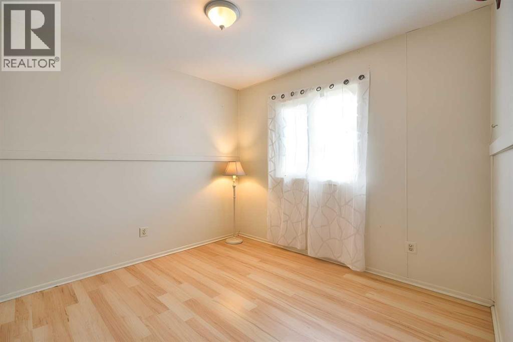 517 55 Avenue W, Claresholm, Alberta  T0L 0T0 - Photo 12 - A2316585