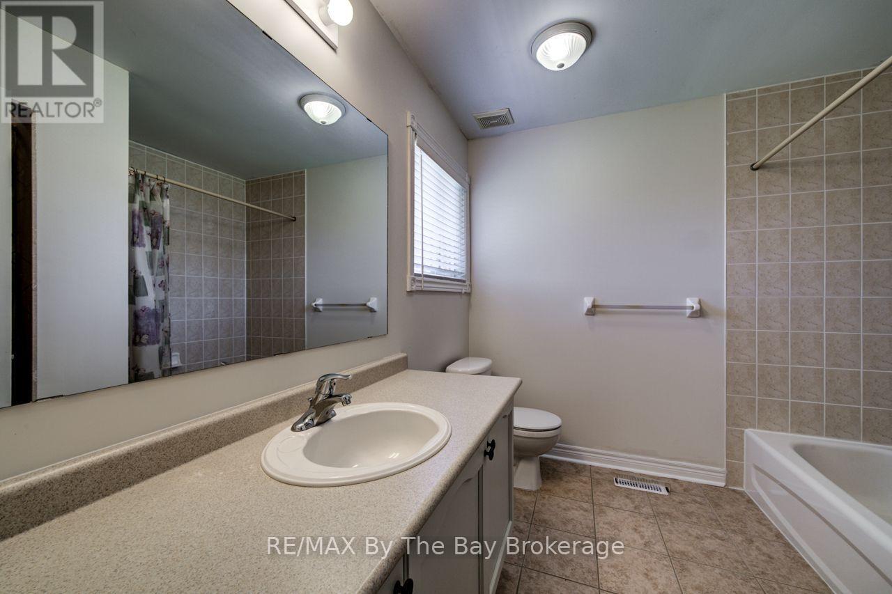 420 Ramblewood Drive, Wasaga Beach, Ontario  L9Z 1P3 - Photo 23 - S13085280