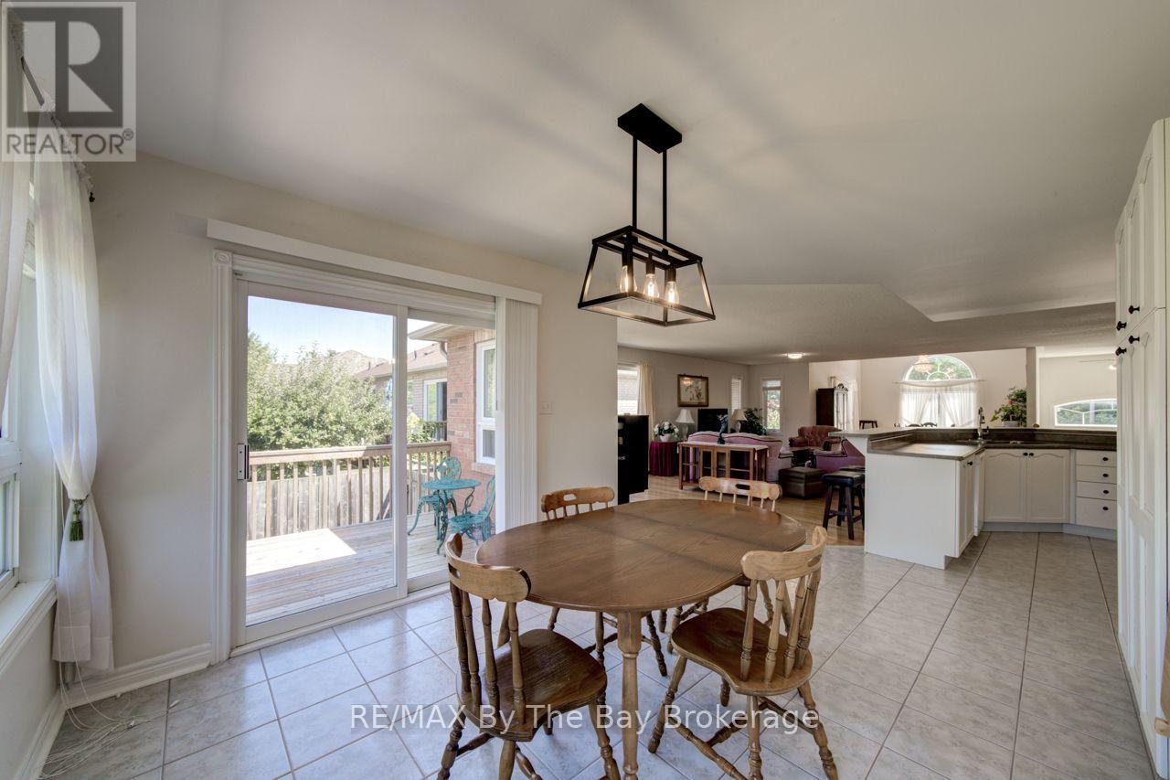 420 Ramblewood Drive, Wasaga Beach, Ontario  L9Z 1P3 - Photo 15 - S13085280