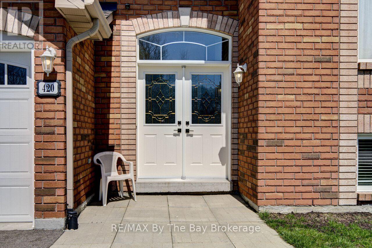 420 Ramblewood Drive, Wasaga Beach, Ontario  L9Z 1P3 - Photo 3 - S13085280