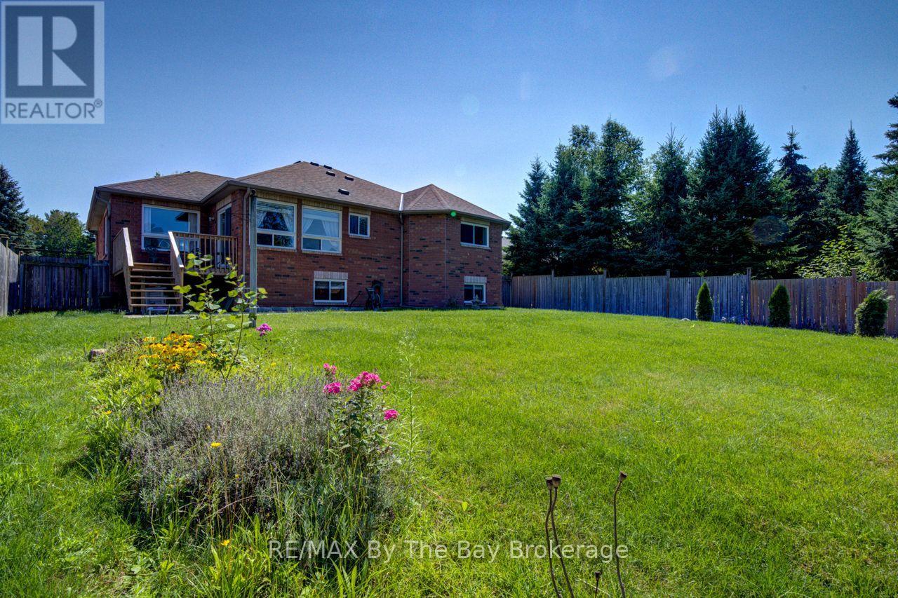 420 Ramblewood Drive, Wasaga Beach, Ontario  L9Z 1P3 - Photo 33 - S13085280