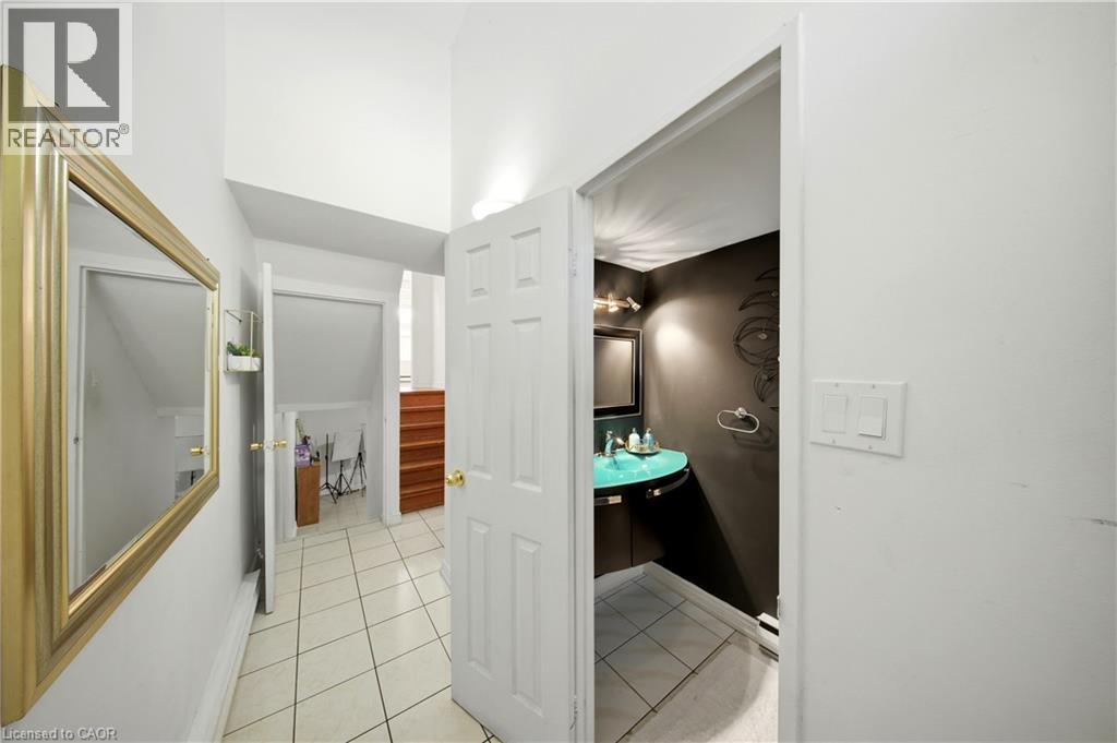 180 Mississauga Valley Boulevard Unit# 201, Mississauga, Ontario  L5A 3M2 - Photo 6 - 40855401