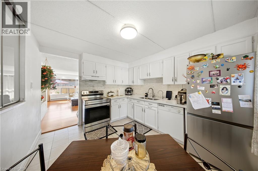 180 Mississauga Valley Boulevard Unit# 201, Mississauga, Ontario  L5A 3M2 - Photo 19 - 40855401