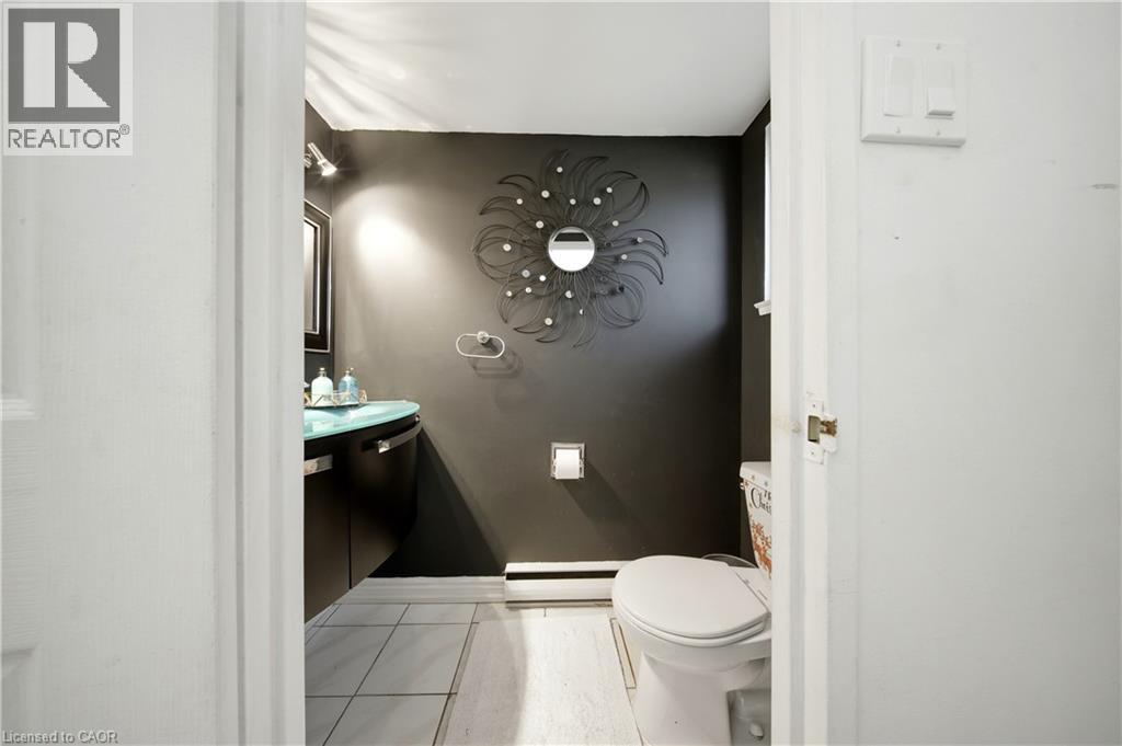 180 Mississauga Valley Boulevard Unit# 201, Mississauga, Ontario  L5A 3M2 - Photo 8 - 40855401