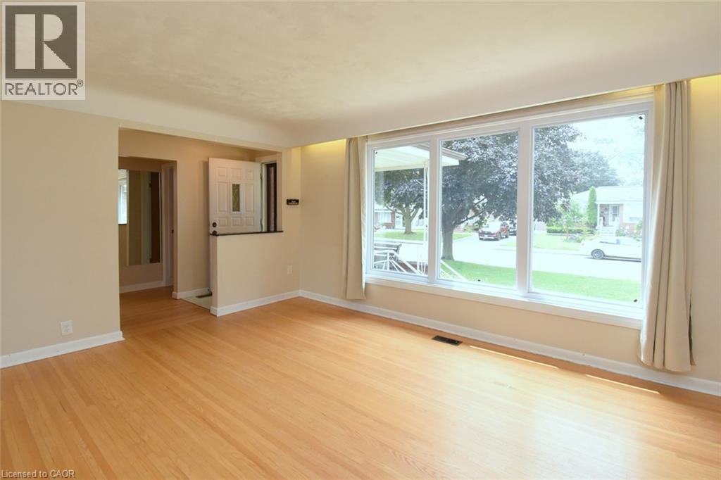 19 Nova Drive, Hamilton, Ontario  L8T 2P4 - Photo 10 - 40856114