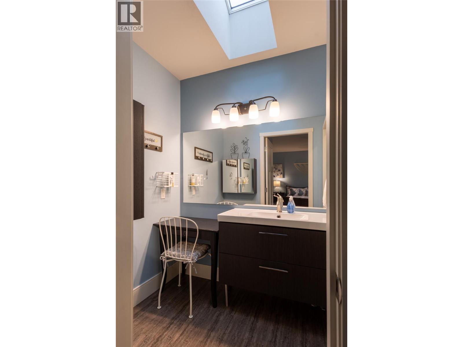 1007 Fourth Street, Nelson, British Columbia  V1L 2T5 - Photo 31 - 10397765