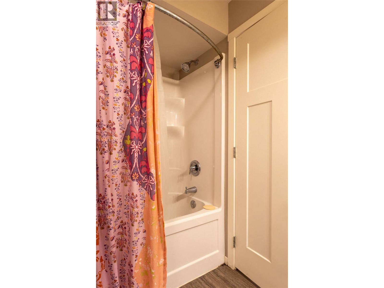 1007 Fourth Street, Nelson, British Columbia  V1L 2T5 - Photo 41 - 10397765