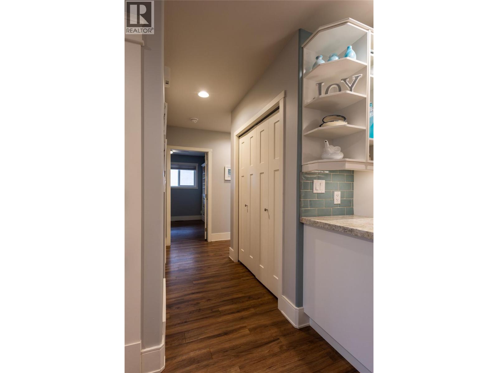 1007 Fourth Street, Nelson, British Columbia  V1L 2T5 - Photo 21 - 10397765
