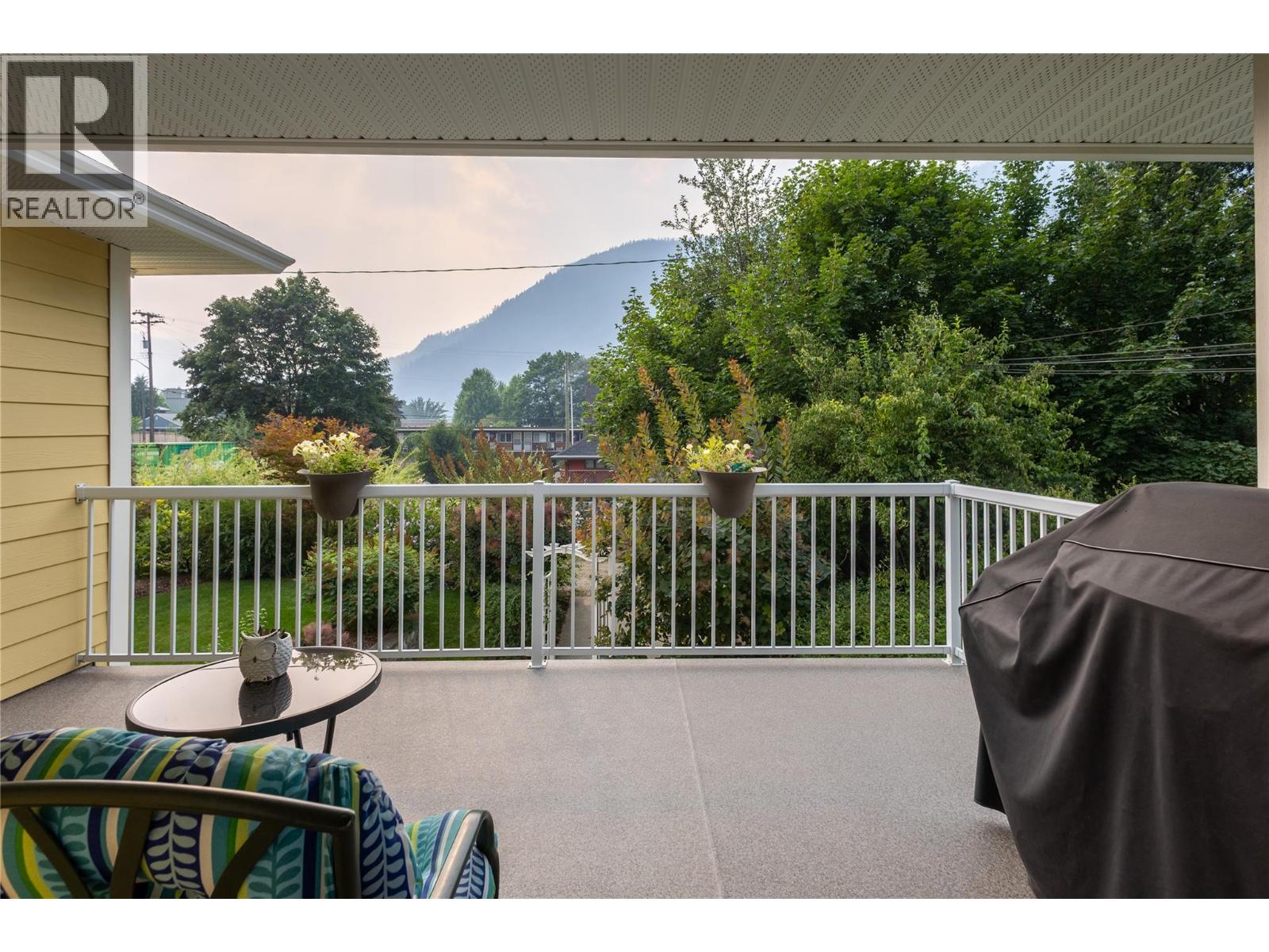 1007 Fourth Street, Nelson, British Columbia  V1L 2T5 - Photo 52 - 10397765