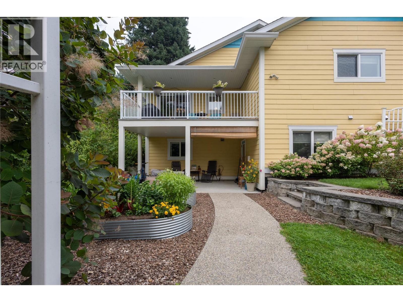 1007 Fourth Street, Nelson, British Columbia  V1L 2T5 - Photo 57 - 10397765