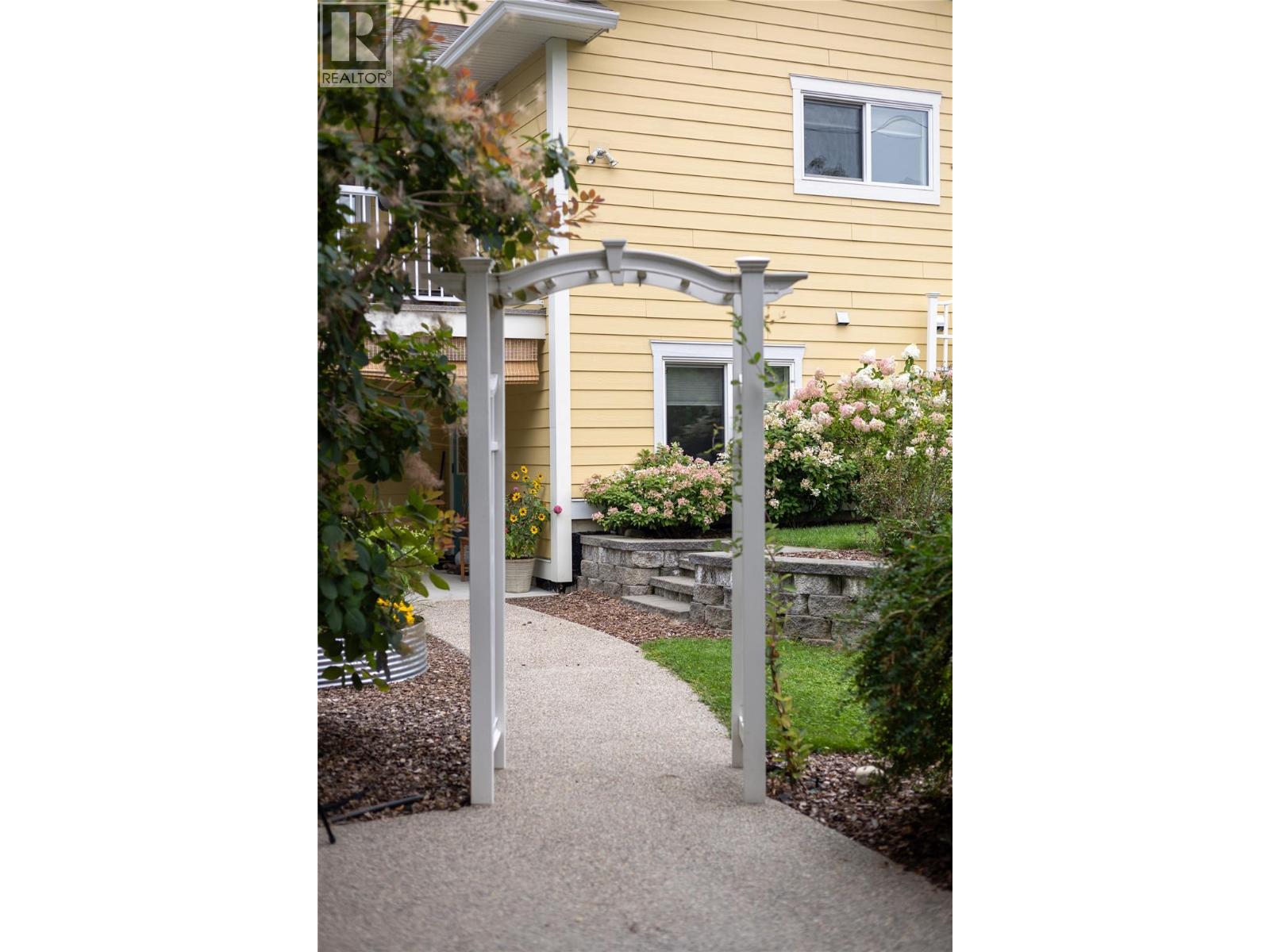 1007 Fourth Street, Nelson, British Columbia  V1L 2T5 - Photo 55 - 10397765