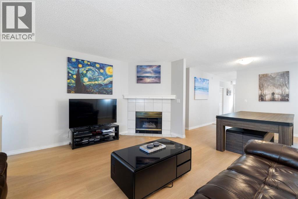 76 Douglas Ridge Close SE, Calgary, Alberta  T2Z 2M3 - Photo 11 - A2335520