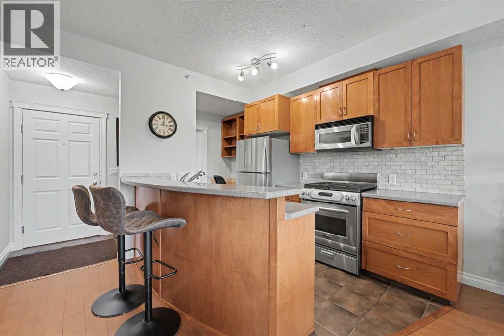 310, 930 Centre Avenue NE, Calgary, Alberta  T2E 9C8 - Photo 7 - A2336615