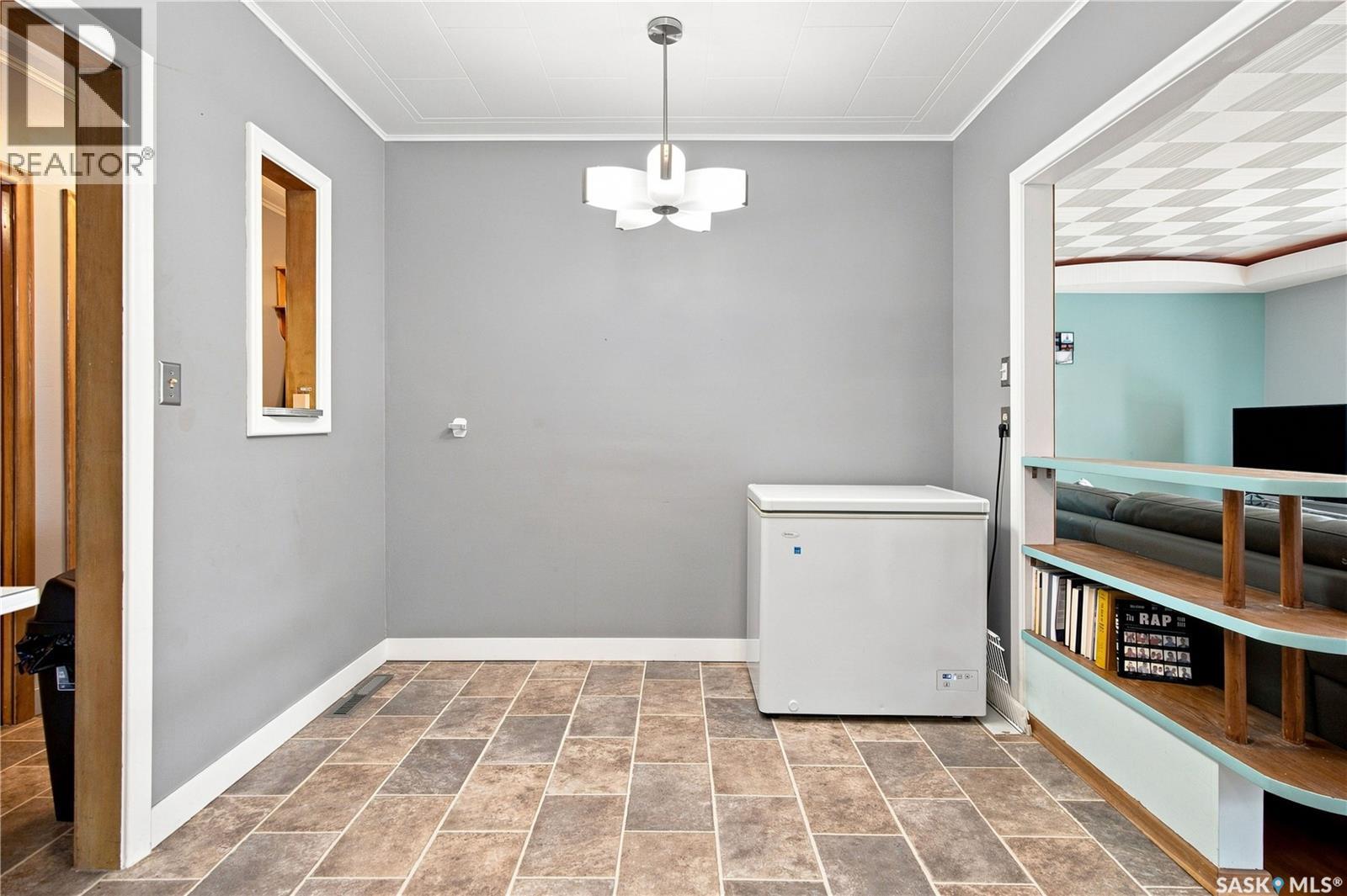 2474 Elliott Street, Regina, Saskatchewan  S4N 3M3 - Photo 13 - SK045808