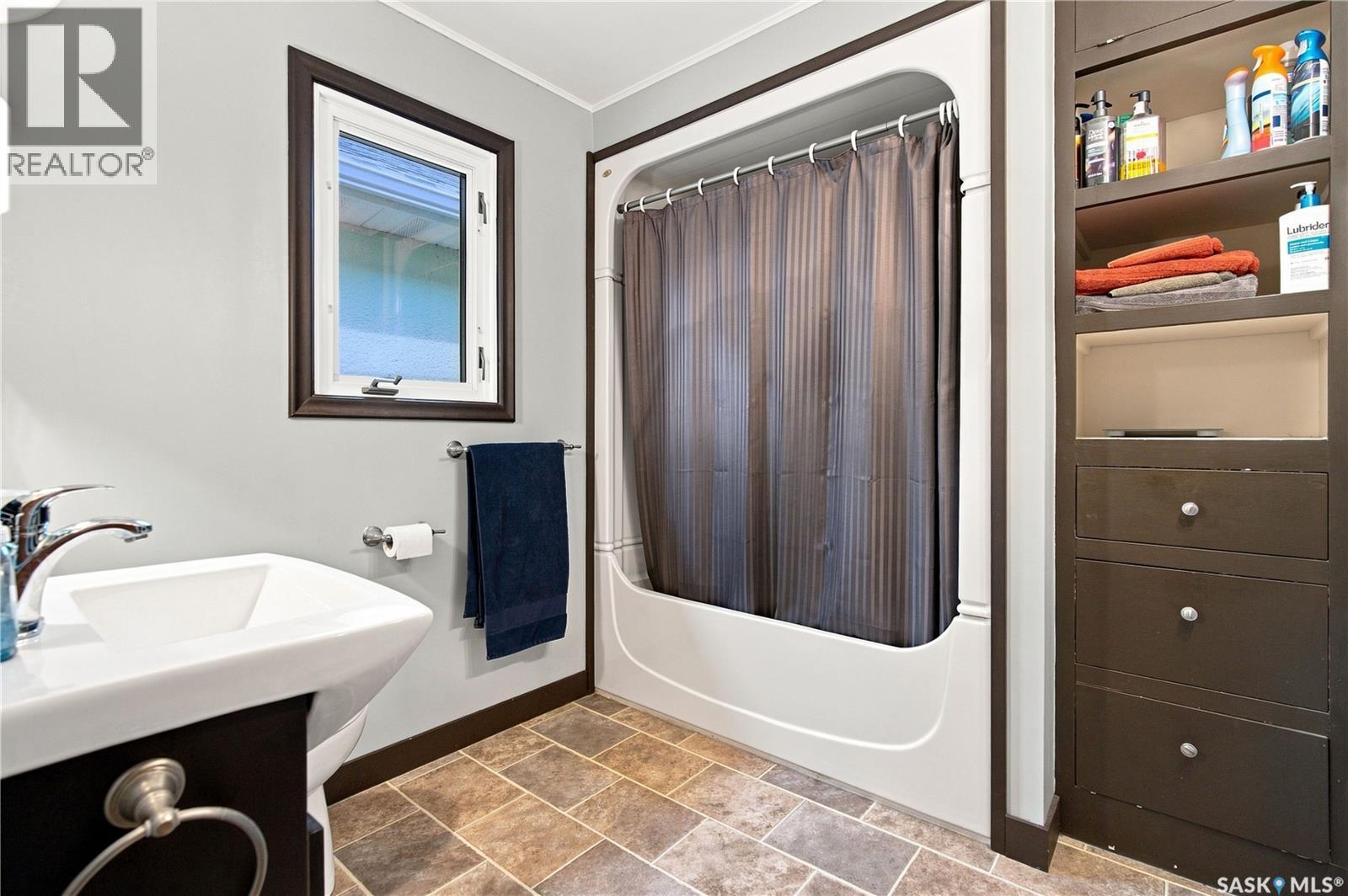 2474 Elliott Street, Regina, Saskatchewan  S4N 3M3 - Photo 16 - SK045808